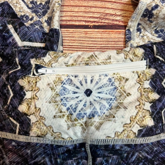 NWOT Wolven Reverie Leggings S - Picture 4 of 10